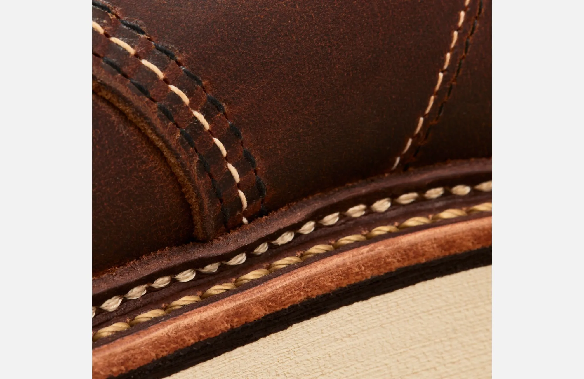 classic_moc_5-6.webp Classic Moc^Red Wing Shoes Classic Moc