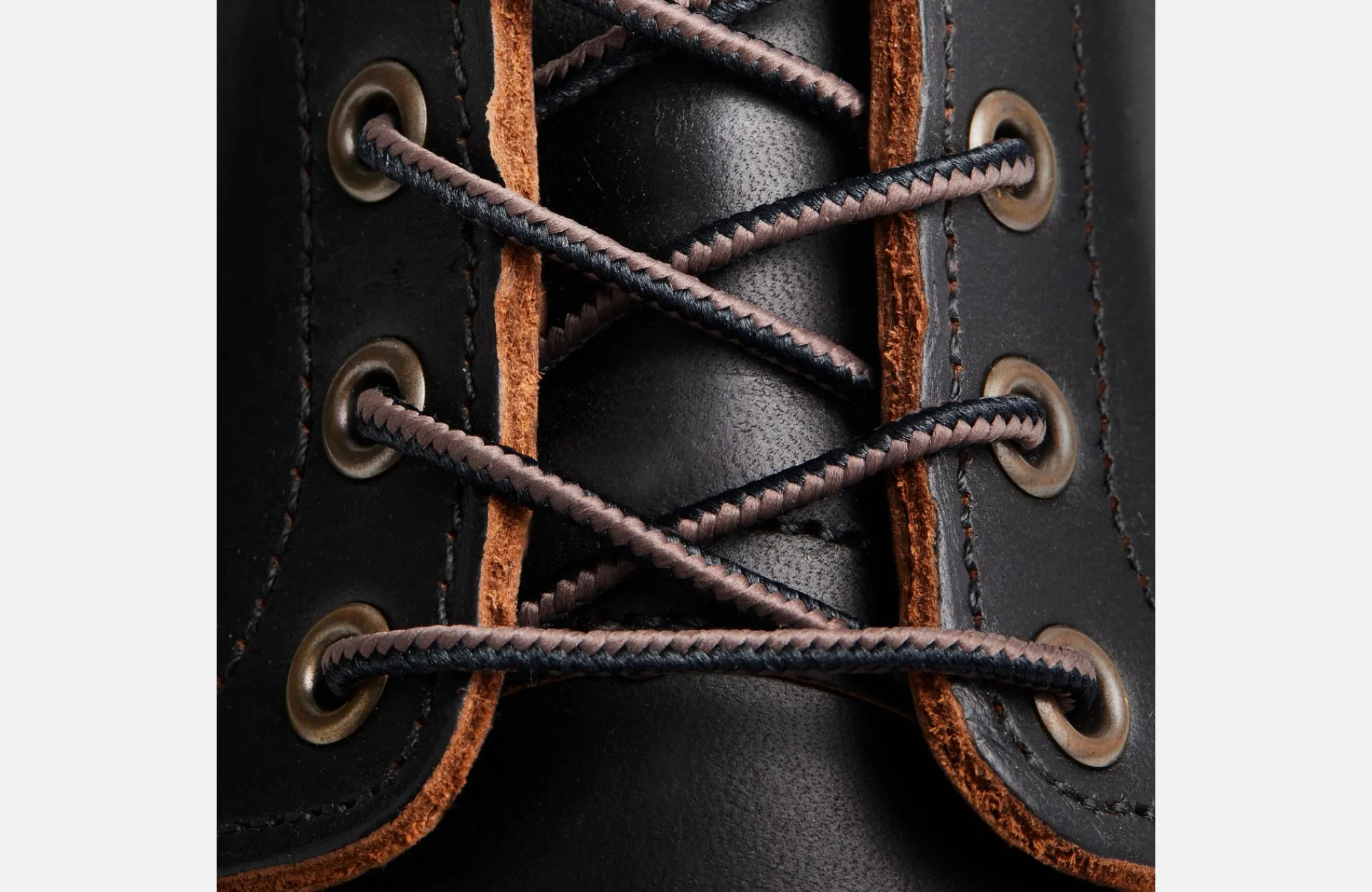 classic_moc_7-1.webp Classic Moc^Red Wing Shoes Classic Moc