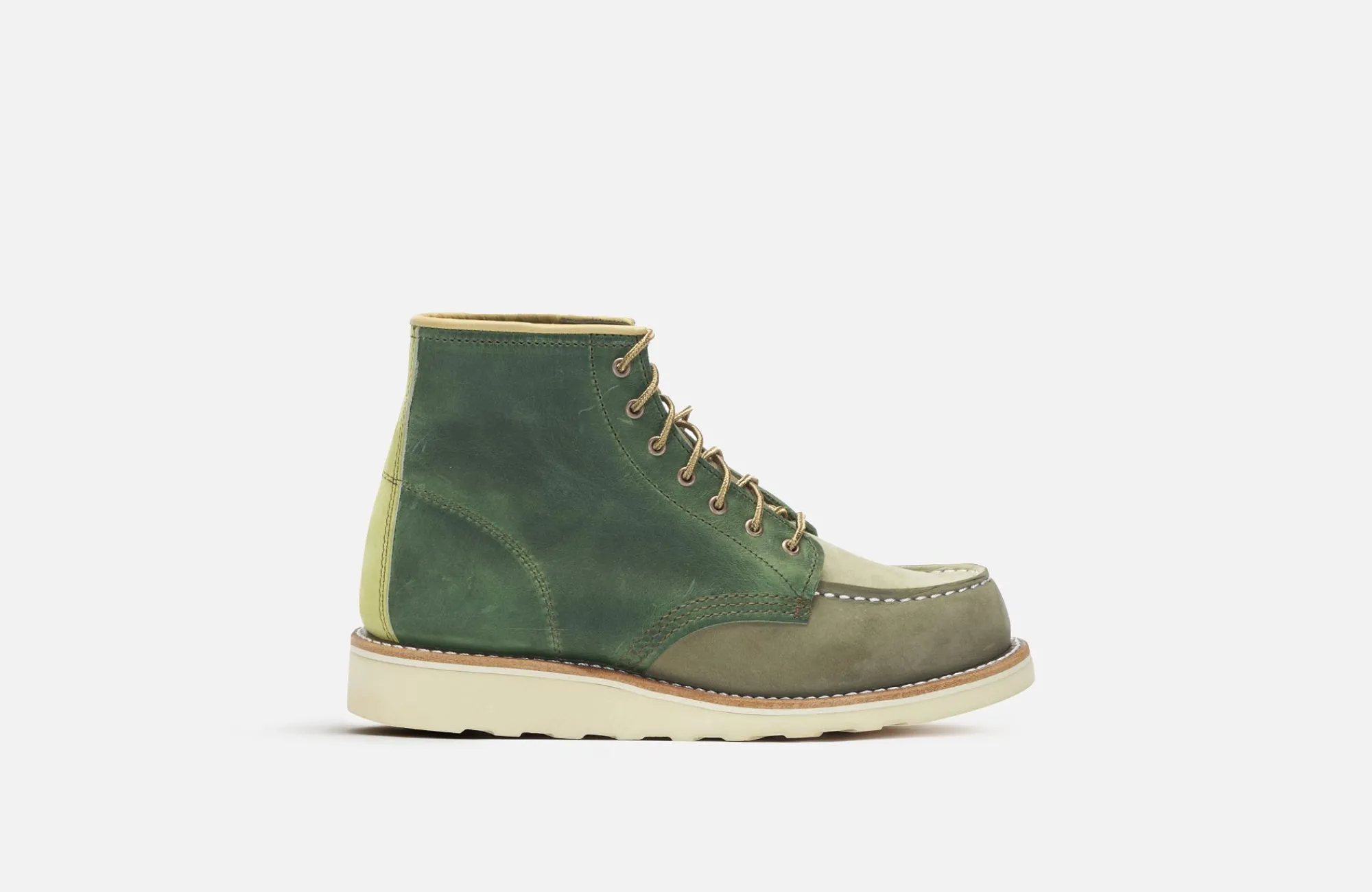 Classic Moc^Red Wing Shoes CLASSIC MOC & THE GREAT.