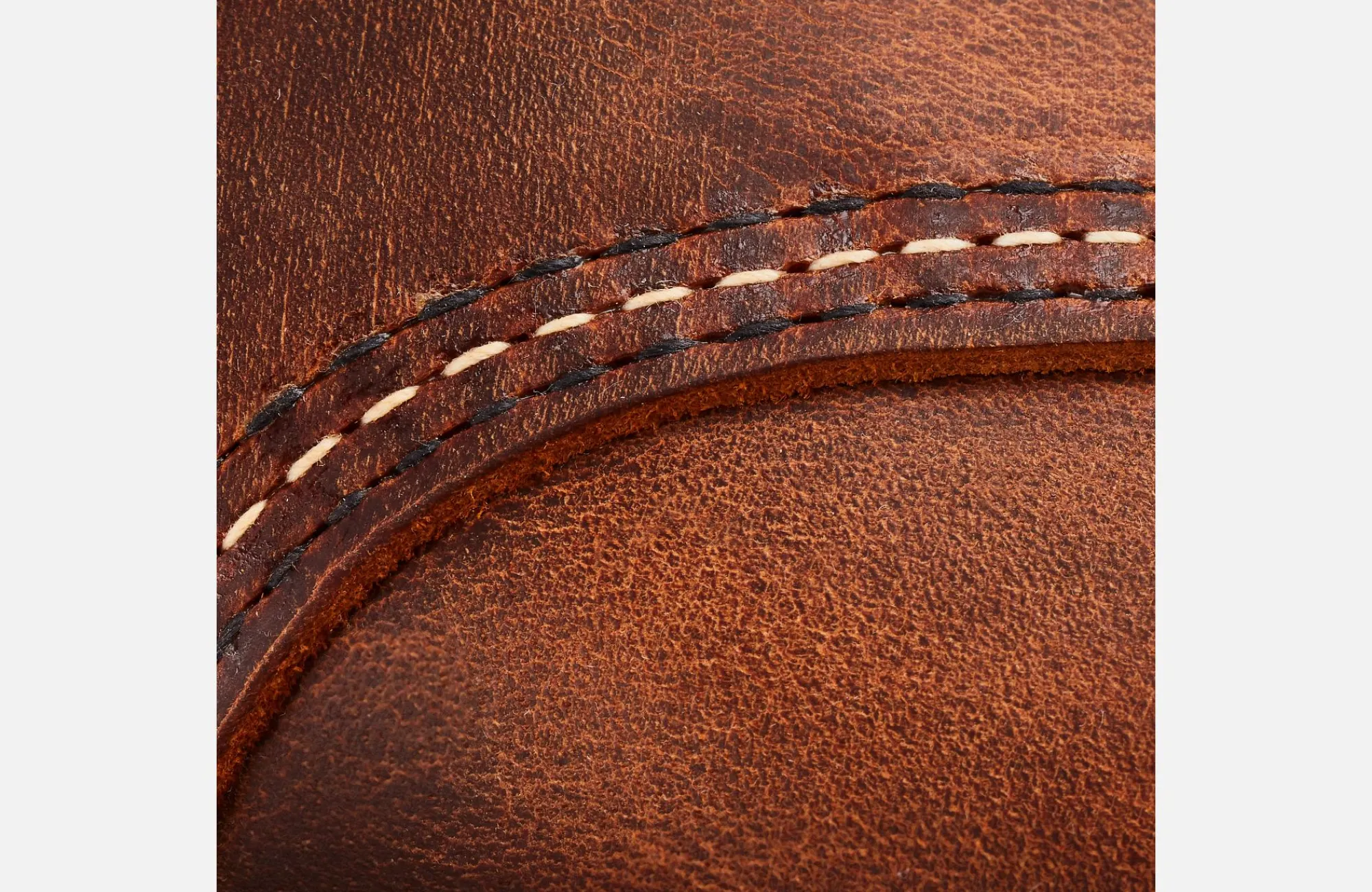 inch_classic_moc_5-3.webp Classic Moc^Red Wing Shoes 6-Inch Classic Moc