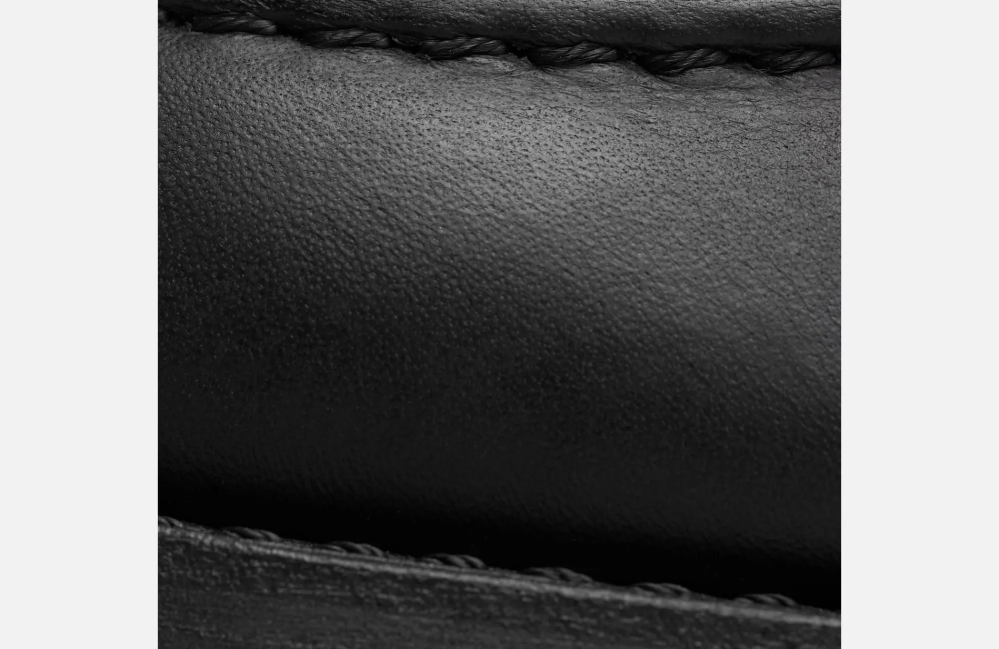 inch_classic_moc_5-8.webp Classic Moc^Red Wing Shoes 6-inch Classic Moc